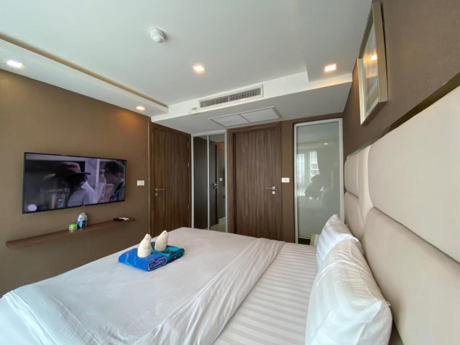 Grand Avenue Suites X Monthstayz Thailand Pattaya Exterior photo