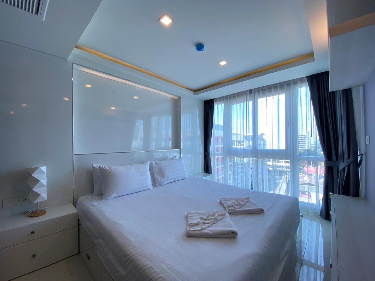 Grand Avenue Suites X Monthstayz Thailand Pattaya Exterior photo